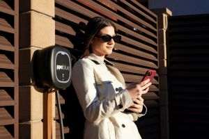 PPC blue România îşi extinde infrastructura de staţii de încărcare prin achiziţia reţelei Hermes Flow